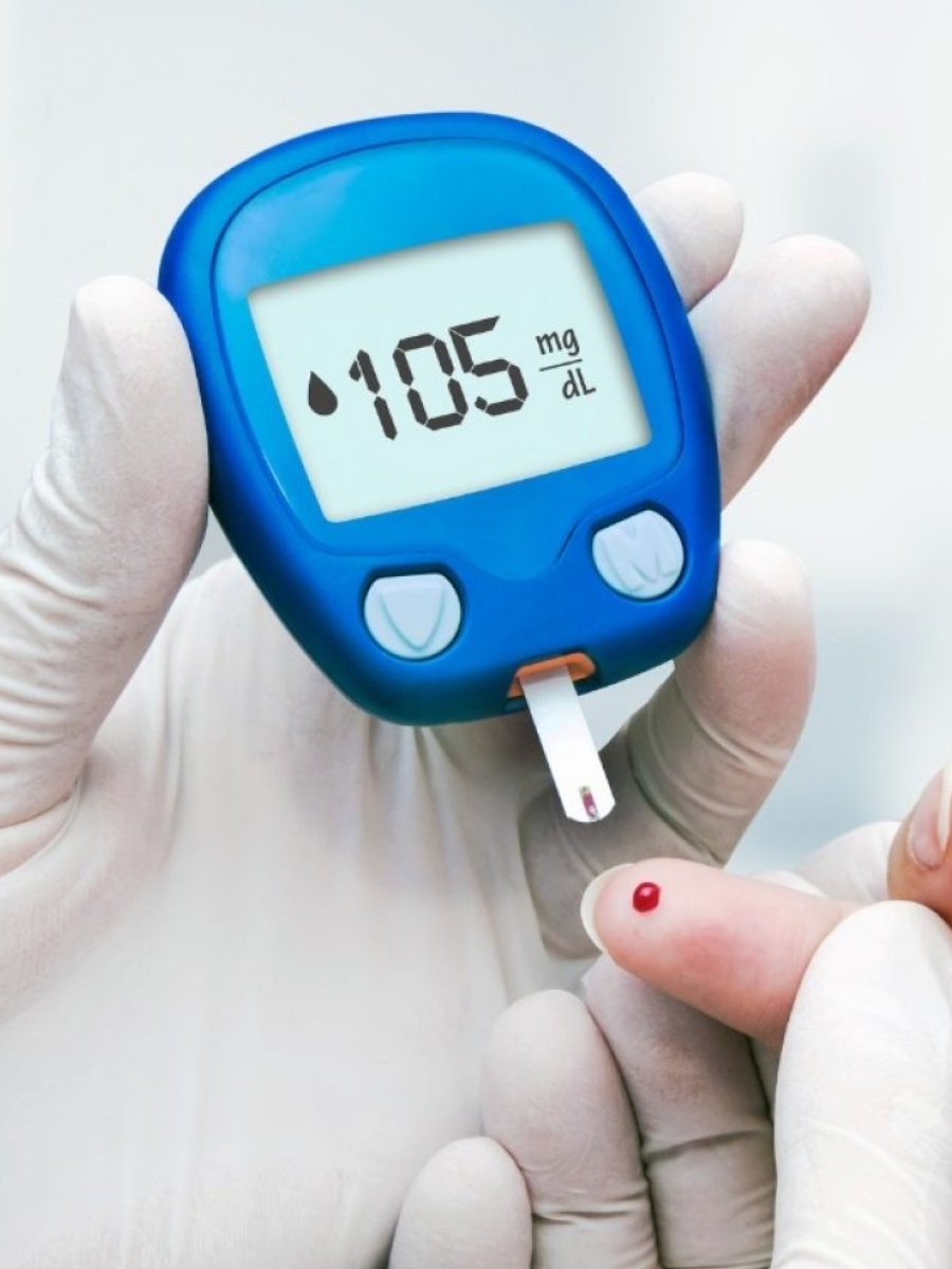 Comprehensive diabetes care and monitoring support